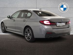 BMW 5 Series 530e M Sport Saloon - Image 3
