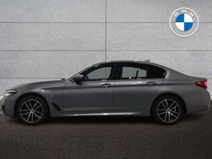 BMW 5 Series 530e M Sport Saloon - Image 4
