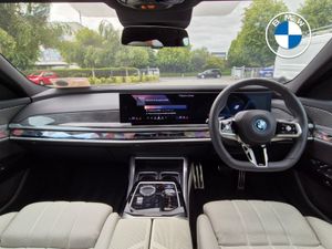 BMW i7 Xdrive60 M Sport - Image 4
