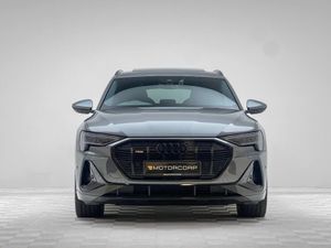 Audi E-Tron 55 S Line Black ED  pan Roof - Image 2