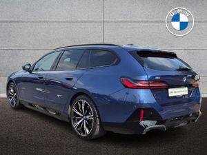 BMW i5 Edrive40 M Sport Pro Touring - Image 2