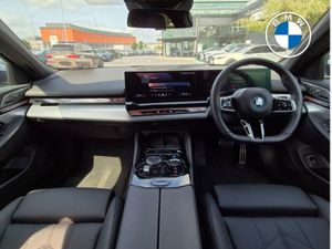 BMW i5 Edrive40 M Sport Pro Touring - Image 4