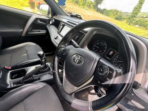 Toyota RAV4 2016 diesel - Image 4