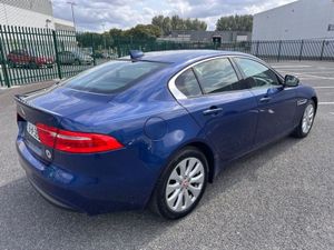 Jaguar XE 2.0 D SE Model Manual  Warranty  Financ - Image 2