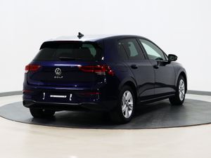 *127* 2022 Volkswagen Golf 2.0TDI LIFE - Image 4