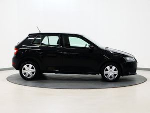 *92* 2021 Skoda Fabia 1.0 ACTIVE - Image 3