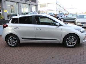 Hyundai i20 1.0 ACTIVE PETROL DELUXE 5DR HATCHBACK - Image 3