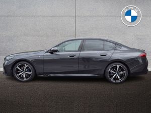 BMW 5 Series 520i M Sport Pro Saloon - Image 3