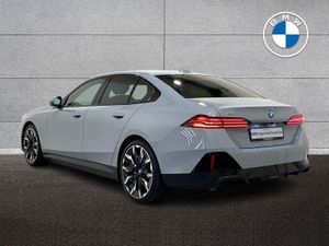 BMW i5 Edrive40 M Sport Saloon - Image 3