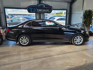 17 MERCEDES BENZ E220 AVANTGARDE - Image 4