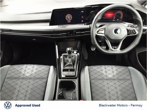 Volkswagen Golf 2.0TDI 150BHP R-LINE WITH REAR VIE - Image 3