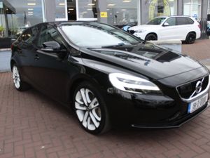 VOLVO V40 2.0D4 SPORT PLUS 5DR HATCHBACK AUTOMATIC - Image 2