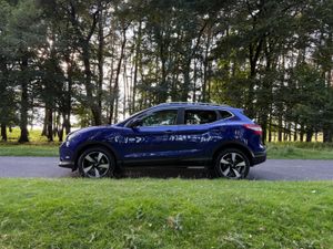 Nissan Qashqai 2016 Diesel Nice Spec - Image 4