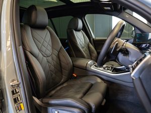 2025 BMW X5 X-Drive 50e M-Sport - Image 2