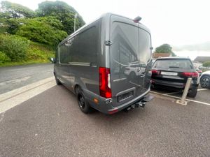 Mercedes-Benz Sprinter - Image 2