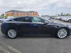 TESLA MODEL S 75D **PANORAMIC ROOF** - Image 4