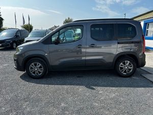 242 Wheelchair Car - Image 4
