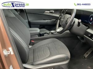 Kia Sportage 1.6 T GDI PHEV AWD 3 Hybrid Automatic - Image 2