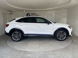 Audi Q3 2023 - Image 4