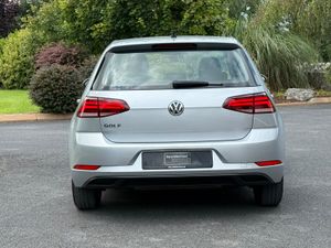 181 Volkswagen Golf Trendline! - Image 4