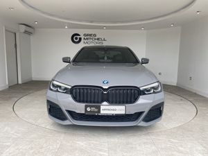 BMW 5-Series 2022 - Image 2