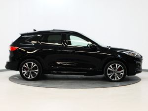 *25* 2023 Ford Kuga 2.5 phev st-line x - Image 3