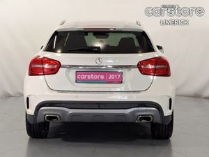 Mercedes-Benz GLA 180 Auto 1.6 PET - Image 4