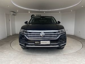 Volkswagen Touareg 2019 - Image 2