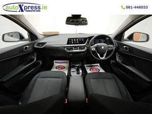 BMW 1-Series 118D PLAY Automatic, Reversing camera - Image 2