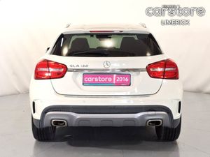 Mercedes-Benz GLA 180 Auto 1.6 PET - Image 4