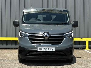 231 RENAULT TRAFFIC LWB 9 SEATER BUSINESS - Image 2
