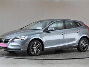 Volvo V40 2.0 D2 120BHP Momementum Edition  full - Image 4