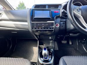 Honda Fit 2014 hybrid - Image 4