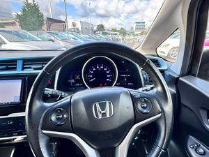 Honda Fit 2014 hybrid - Image 4