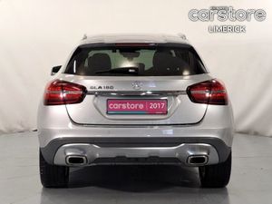 Mercedes-Benz GLA 180 Auto 1.6 PET - Image 4