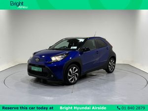 Toyota Aygo X 1.0 DESIGN S-CVT 4DR AUTO - Image 2