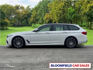 BMW 5-Series G31 M-SPORT , LOW MILEAGE // PAN-ROOF - Image 4