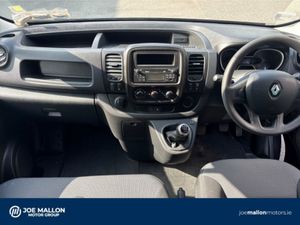 Renault Trafic Trafic Ll30 Energy DCI 120 BUS inc - Image 4
