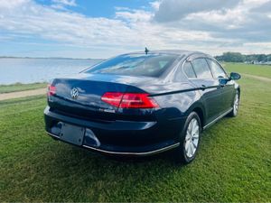 Volkswagen Passat Hi-Line - Massive Spec - Image 3