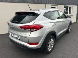 171 Hyundai Tucson Comfort Plus 1.7 CRDI - Image 4