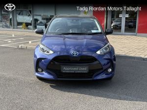 Toyota Yaris 1.5 HYBRID L/SPORT *** HEATED SEATS * - Image 2