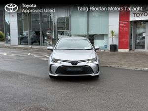 Toyota Corolla LUNA SPORT SALOON *** NEW MODEL*** - Image 2