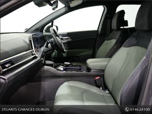 Kia Sportage Phev  upgraded 19  Black Alloys keyl - Image 3