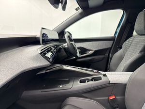 Peugeot 5008 E Allure  free EV Charger   110 P/W - Image 4