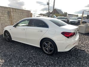 Mercedes-Benz A-Class 250 AMG LINE PREMIUM E - Image 3