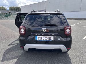 Dacia Duster 1.0 PETROL, COMFORT MODEL, LOW MILEAG - Image 3