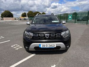 Dacia Duster 1.0 PETROL, COMFORT MODEL, LOW MILEAG - Image 4