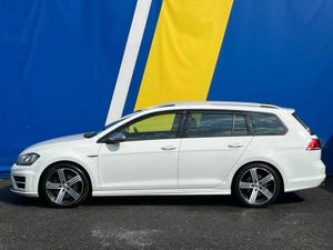 Volkswagen Golf R 4MOTION 2.0 TSI AUTO // LAUNCH C - Image 3