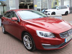 VOLVO  V60 2.0D4 SE LUXURY EDITION 5DR ESTATE AUTO - Image 2