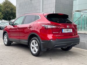 Nissan QASHQAI 1.3 PET SE DCT - Image 4